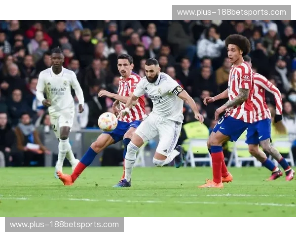 巅峰对垒!当阿诺埃塔的蓝色风暴遇上马德里的纯白银河:皇家社会vs皇马的宿命之战 巅峰对垒!当阿诺埃塔的蓝色风暴遇上马德里的纯白银河:皇家社会vs皇马的宿命之战